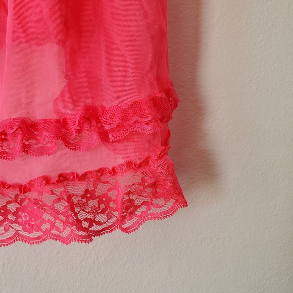 Nwot! Victoria's Secret lingerie - Picture 4 of 6